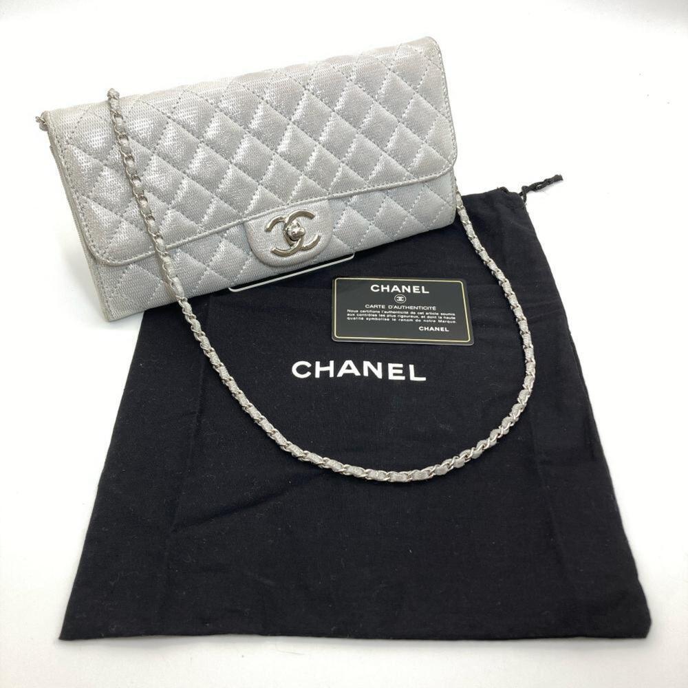CHANEL Silver Shoulder Bag - Picture 9 of 10